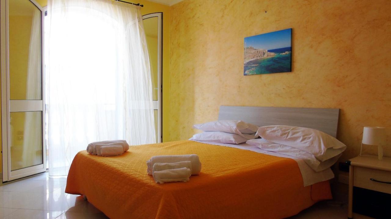 Casa Vacanza Miramare Portopalo Di Capo Passero Exterior foto